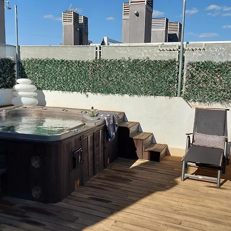 Atico De Lujo Con Jacuzzi Climatizado En Terraza Elche