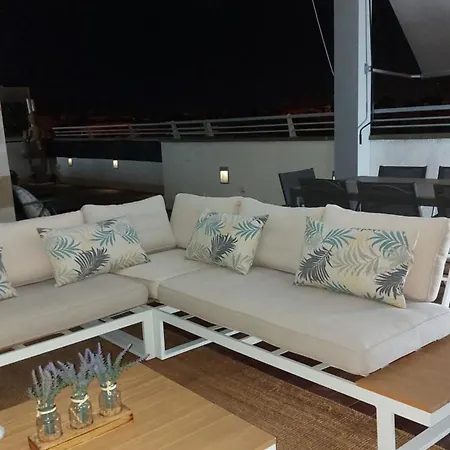 Apartment Atico De Lujo Con Jacuzzi Climatizado En Terraza
