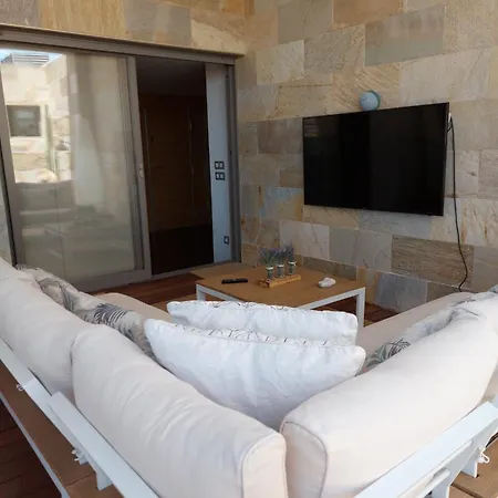 Atico De Lujo Con Jacuzzi Climatizado En Terraza Apartment *